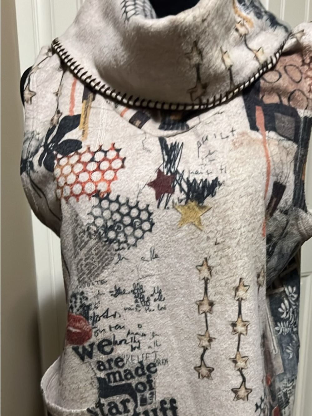 Women’s Printed Cowl Neck Top - Neutral Star Pattern